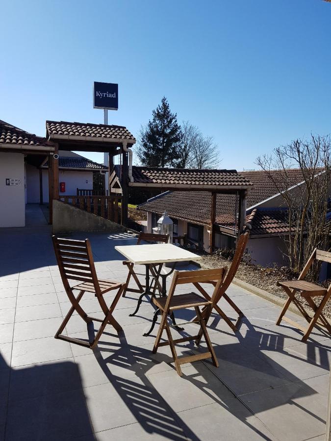 Kyriad Lyon Est - Saint Quentin Fallavier Ngoại thất bức ảnh